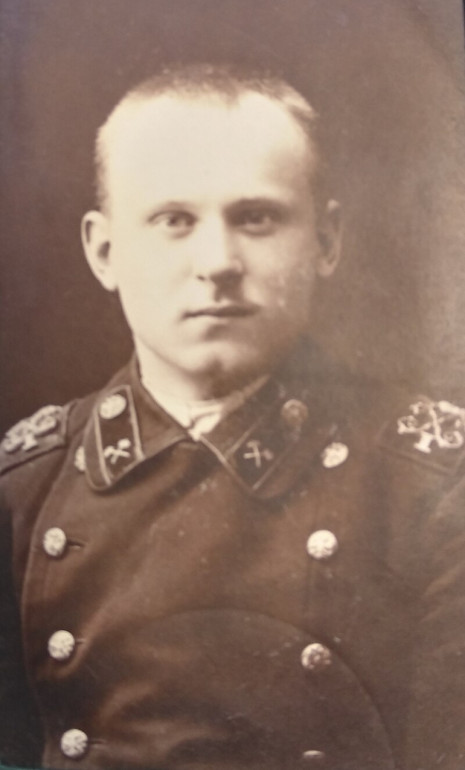 Биковський