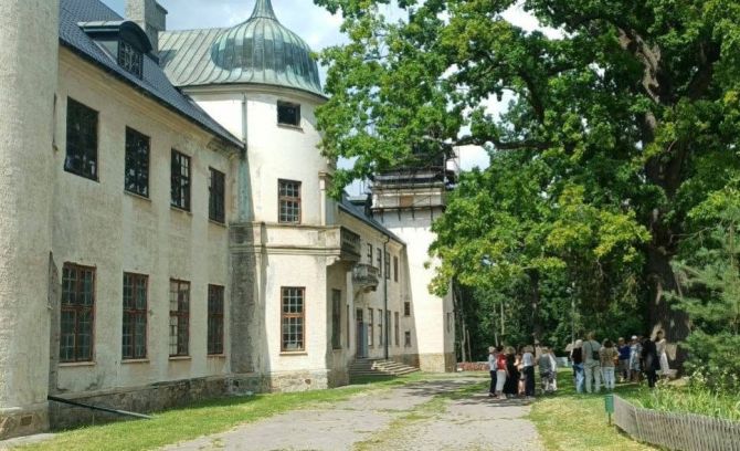 Фото зі сторінки: Тальнівський палацово-парковий комплекс Шувалових