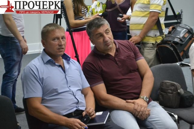 Серед присутніх і колишній регіонал бізнесмен Валерій Пащенко Серед присутніх і колишній регіонал бізнесмен Валерій Пащенко