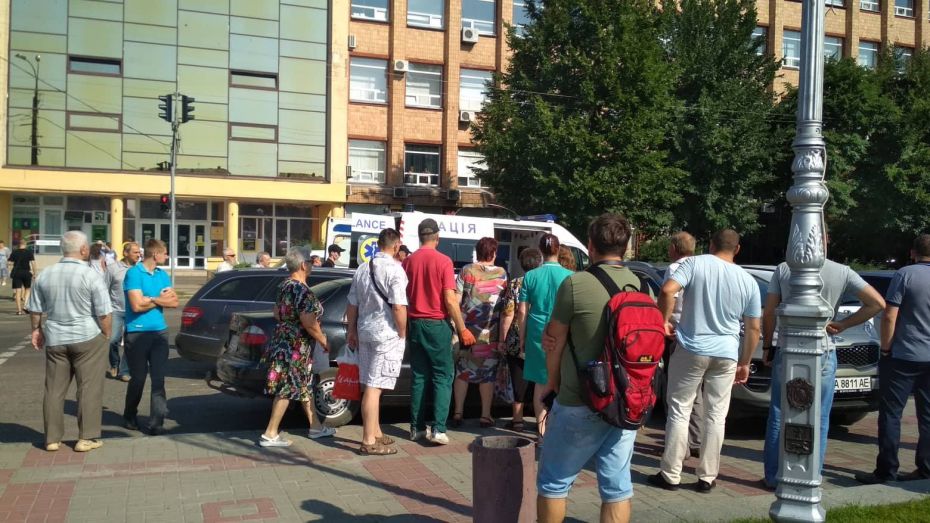 37213236_1890154611043745_2902797623171743744_n