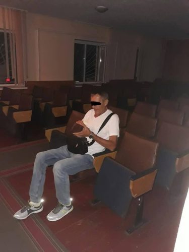 38033438_2127847067498180_3282952260941774848_n-375x500