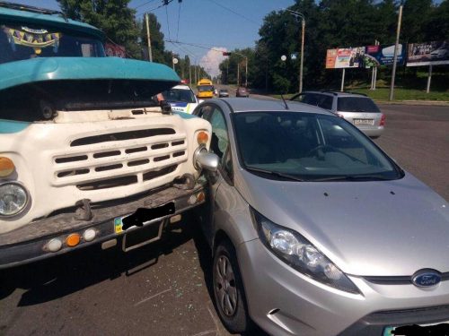 37224603_2111997092416511_2449502978000814080_n-500x375