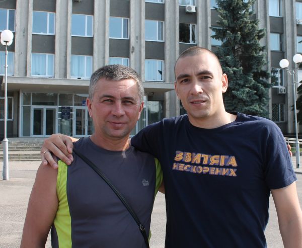 Артем Лукашук і Михайло Мельничук під час зустрічі в Смілі