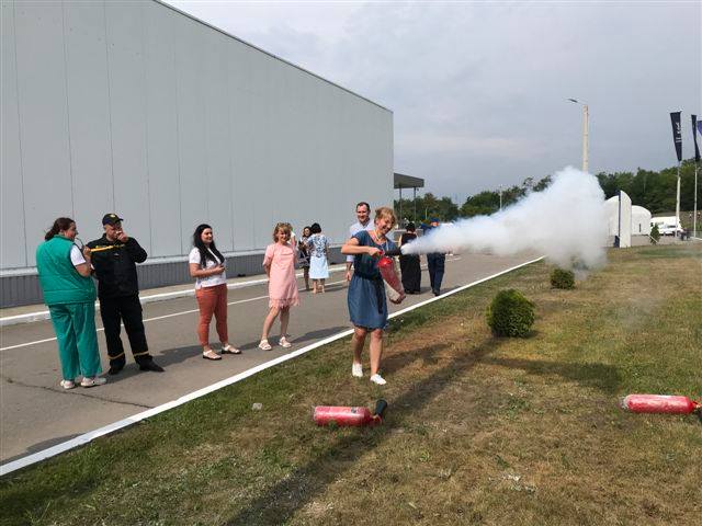 67471759_2371582036211757_2194032971705483264_n