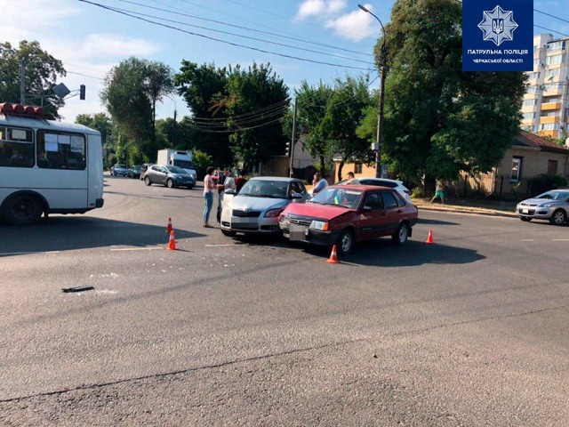 64318418_2319046461506750_8057322930347966464_n