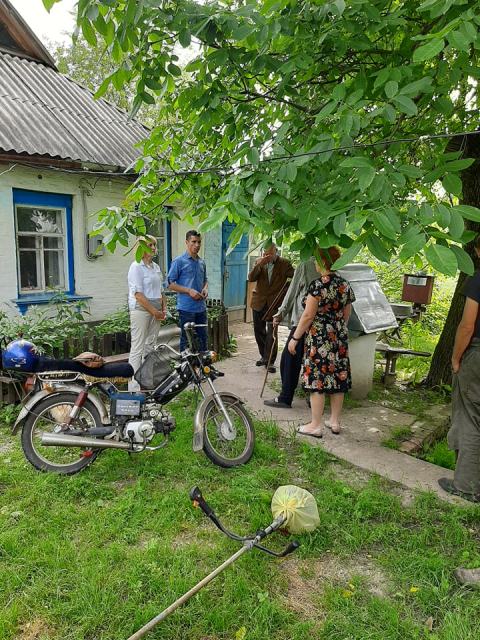 Районна служба зайнятості Кам’янщини та місцева влада об’єднуються, щоб допомагати одиноким непрацездатним жителям громади