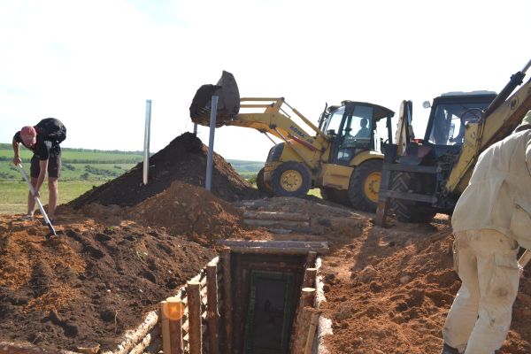 Схід. Кінець травня