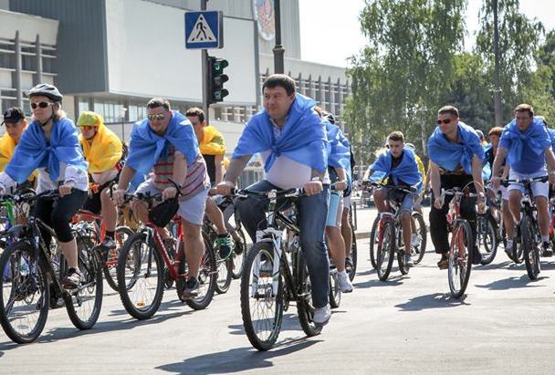 Фото з "Фейсбуку" секретаря міськради Олександра Радуцького