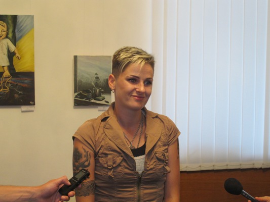 ^6F1E7D047F455FEC82B23DF9D99DD3B744257E719556E86E03^pimgpsh_fullsize_distr