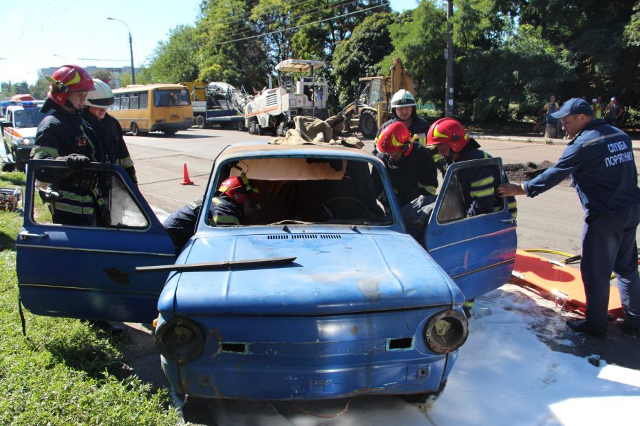 38481928_1824099764293323_2234738575792930816_o