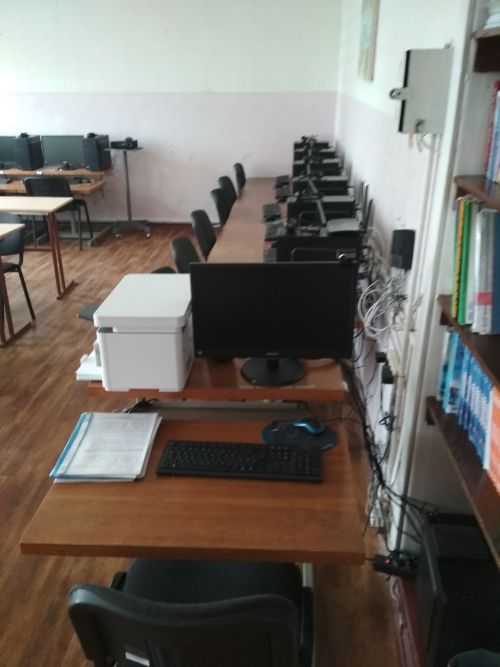 Комп’ютерний клас школи №6