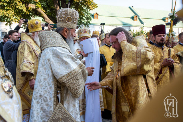 Інтронізація-Предстоятеля-47-1200x801