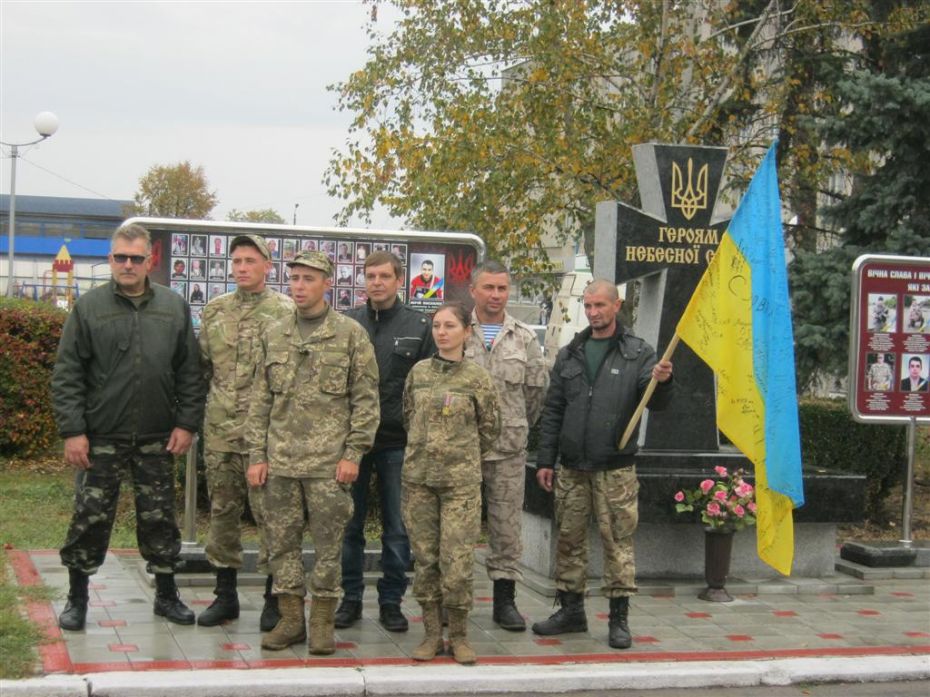 Відеозвернення до побратимів записують члени ГО „Військово-патріотичне об’єднання учасників АТО міста Сміли і Смілянського району „Справедливість”