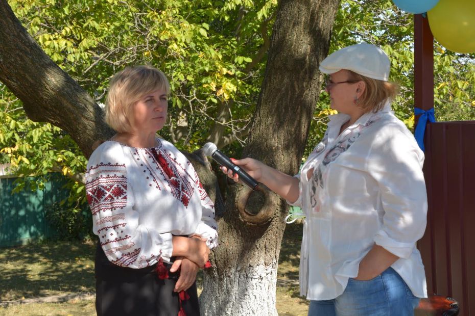 Корнилівський сільський голова Наталія Баб’як розповідає про історію появи на кутку громадської криниці
