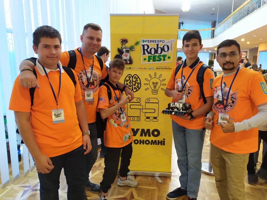 71577876_1178387715679101_3895692563339804672_n