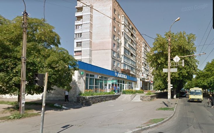 Чиновники Черкас пропонують депутатам продати приміщення на «Сєдова»