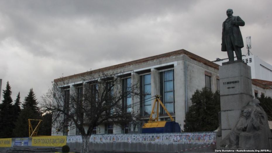 EB515C5B-43F0-4C5B-8FA3-80EA1F257E97_w987_r1_s