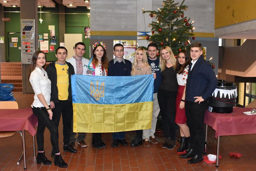 17ae2fe4eb63edca1c9be42ee476f644_XL