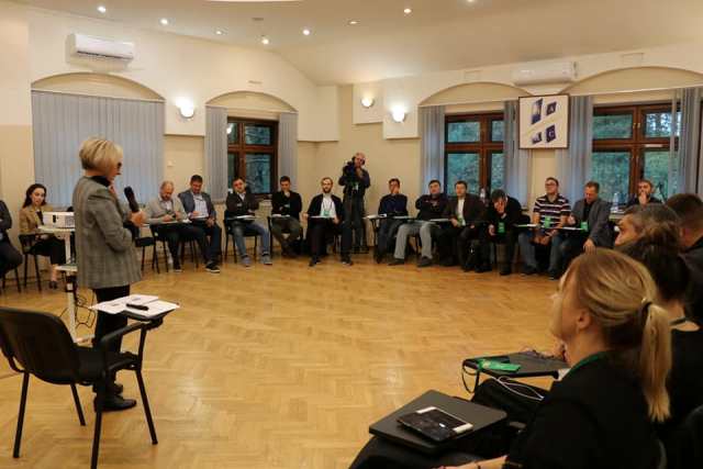 71918131_136914530997360_2181676269190512640_n