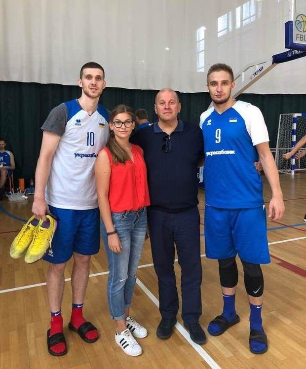 photo2019_10_1017_56_56