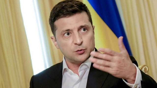 efebe60-zelenskyj690