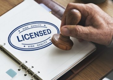 9807c90cb10c200a99baaa4c7e5a7c8856afdcb1-366x260