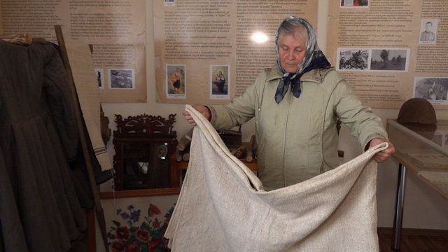 Бібліотекарка Алла Розумна створила музей села Кропивна1
