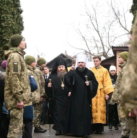 Блаженнійшого Епіфанія зустріла почесна варта воїнів Збройних Сил України