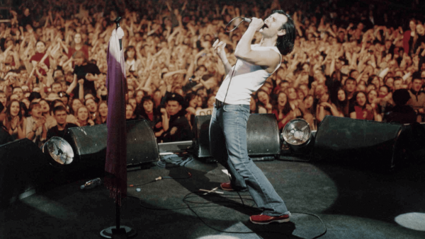 Кадр з фільму ОЕ (1)