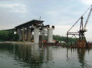 Завершити будівництво мосту в Запоріжжі доручили "Уманьавтодору"
