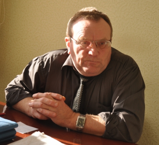Власник собак Юрій Шарапов