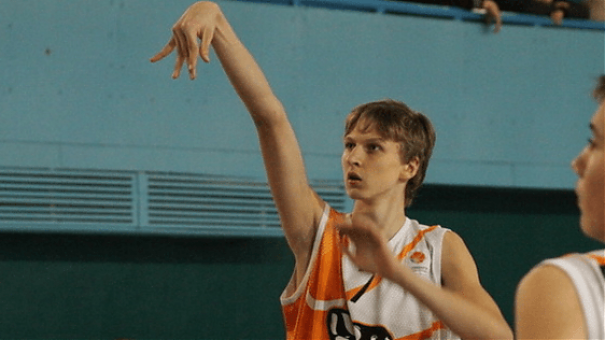 denis_bachurin_est_gordost_i_otvetstvennost_605_340_5_80