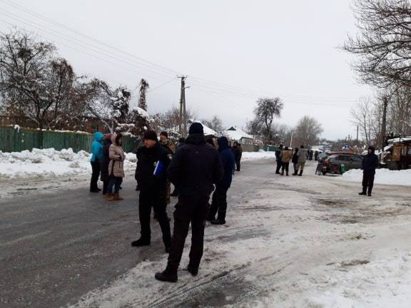 48409264_2426002937469627_4491512507067793408_n