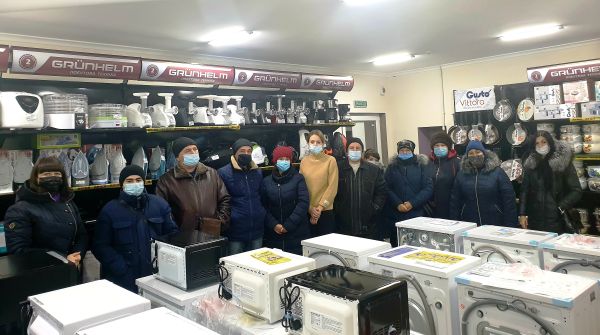 Молода підприємниця з Монастирища мотивує безробітних та запрошує на роботу до свого магазину