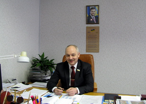 Тепер друга особа у владі після Сергія Одарича - представник Партії регіонів Віктор Беззубенко
