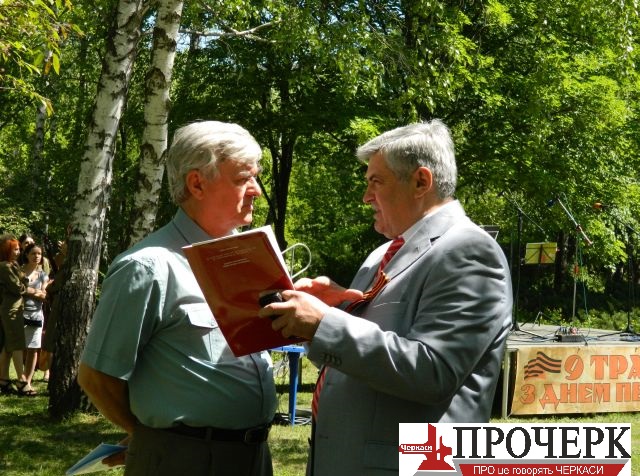 В. о. міського голови Віктор Білоусов пообіцяв робити усе можливе, щоб покращити життя ветеранів.