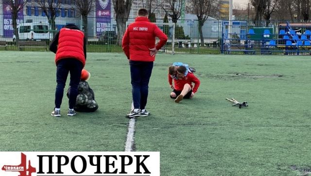 Богдан Ключка сам з Хацьок. Прийшов на тренування з сином. У ветерана внаслідок поранення немає ноги.